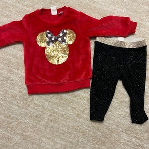 H & M Disney Baby Girls Minnie Mouse Sequin Sweatshirt with gold/black leggings!